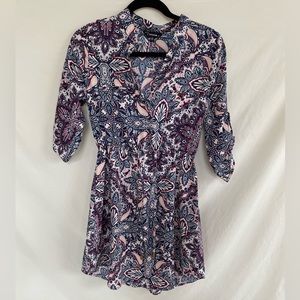 Brand Hint of Blush Long Sleeve Pink and Navy patterned Dress Small